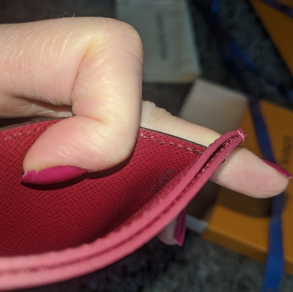 ❌️ SOLD ❌️ Authentic Brand New LV card holder - Picture 4 of 4